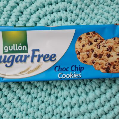 Choc Chip Cookies Gullón Sugar Free – sušenky s kousky čokolády 150 g