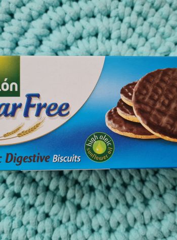Dark Choc Digestive Biscuits Sugar Free Gullón 270 g – celozrnné sušenky s tmavou čokoládou