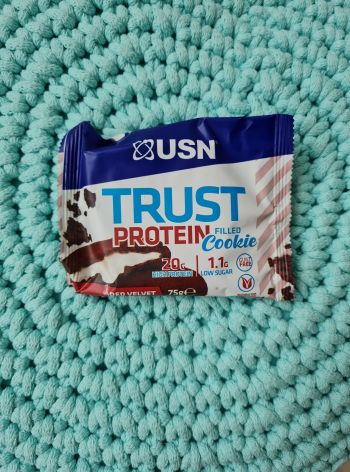 Trust protein Cookie (RED VELVET) 75 g – USN