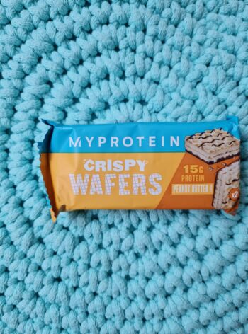 Crispy Wafers proteinová oplatka (peanut butter) – MyProtein