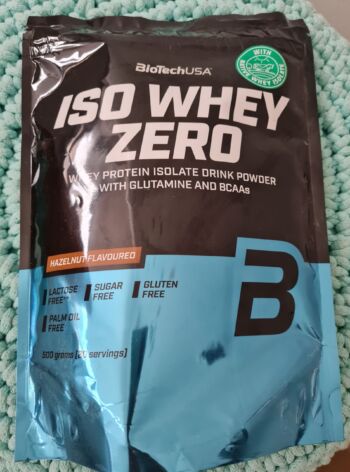 Proteinový prášek Iso Whey Zero (lískový oříšek) 500 g – BioTechUSA
