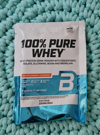 Proteinový prášek 100% pure Whey (slaný karamel) 28 g – BioTechUSA