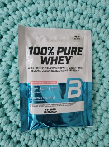 Proteinový prášek 100% pure Whey (strawberry) 28 g – BioTechUSA