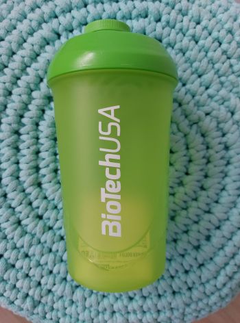Shaker (zelený) BioTech USA – 600 ml