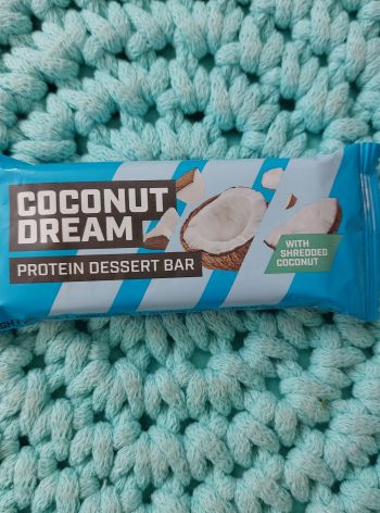 Protein dessert bar (COCONUT DREAM) 50 g – BiotechUSA