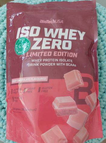 LIMITKA Proteinový prášek Iso Whey Zero (ruby chocolate) 500 g – BioTechUSA (možný jen vzoreček připravit)