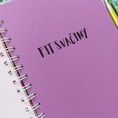 Fit receptář + tvůrčí sanmolepky + placka + propiska