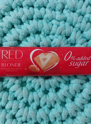 Karamelizovaná bílá čokoláda BLONDE (bez přidaného cukru s erythritolem) 26 g – RED Delight