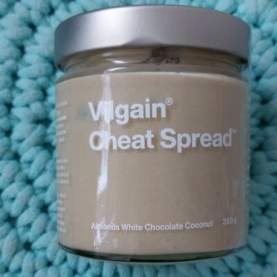 Vilgain Cheat Spread ⁠(mandle s bílou čokoládou a kokosem) –⁠ 100% přírodní ořechové máslo s proteinem 350 g
