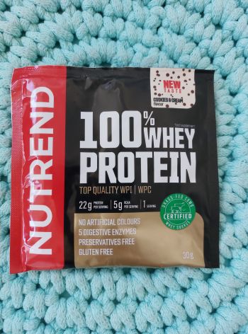 100% Whey Protein 30 g vzorek (COOKIES&CREAM) – Nutrend