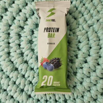 Proteinová tyčinka BERRIES 60 g (slazené erythritolem) – Smartfuel