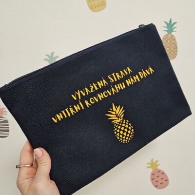 Taštička poslední záchrany VYVÁŽENÁ STRAVA VNITŘNÍ ROVNOVÁHU NÁM DÁVÁ – dark blue/orange