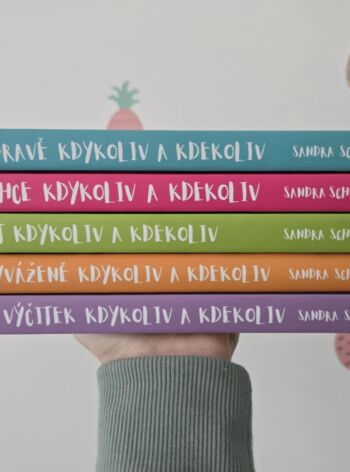 ZVÝHODNĚNÁ SADA 5 dílů FIT KUCHAŘEK + spousta motivačních dárečků + věnování + podpis
